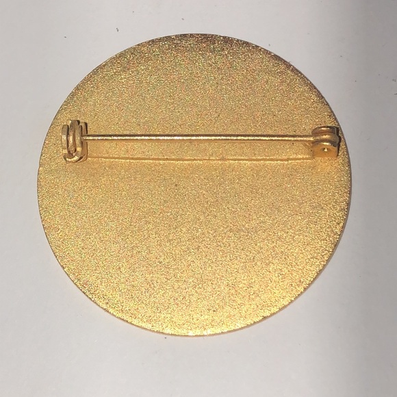 Vintage Gold Tone Engraved Initial N Boho Brooch Shoulder Pin - Picture 6 of 6